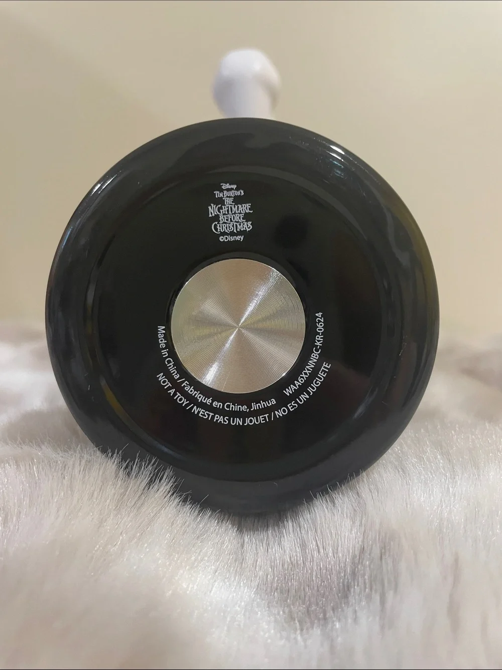 N/A stylish white